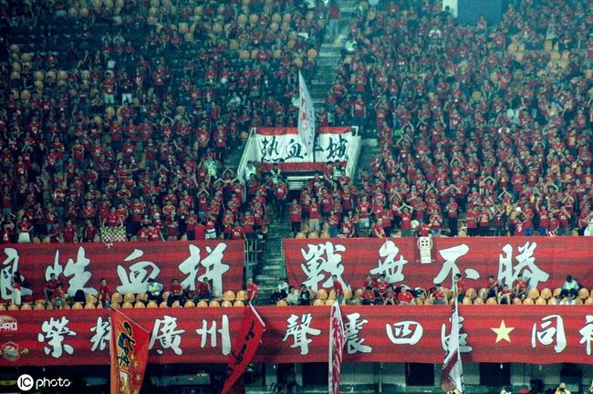 “巴尔韦德更想留在皇马，尽管有一家沙特联俱乐部提供了丰厚的报价。